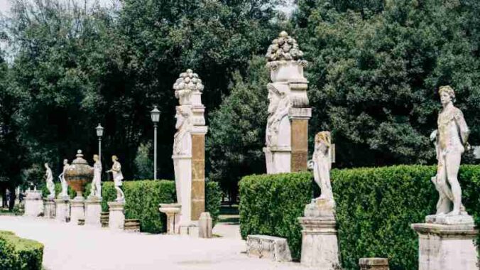 w, tags: giardini del della - unsplash